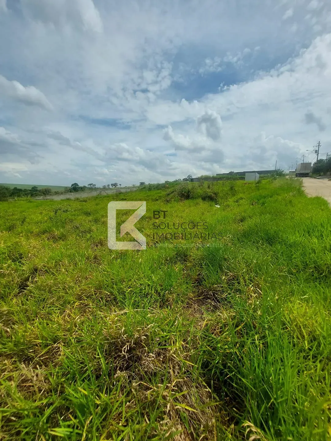 Terreno, 628 m² - Foto 2