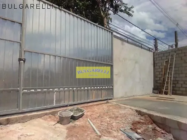 Terreno com 900m², à venda, no bairro Jardim Pacaembu em Jundiaí