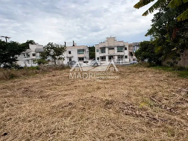 Terreno com 375m², à venda, no bairro Aririú em Palhoça