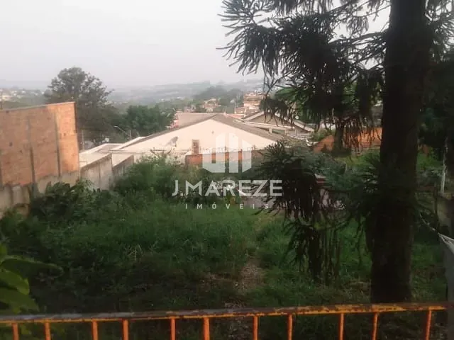 Terreno com 517m², à venda, no bairro Centro em Apucarana