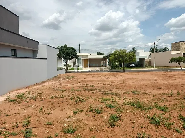 Terreno com 300m², à venda, no bairro Residencial São Luiz em Artur Nogueira