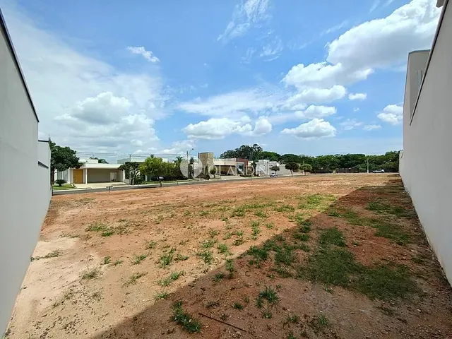 Terreno com 300m², à venda, no bairro Residencial São Luiz em Artur Nogueira