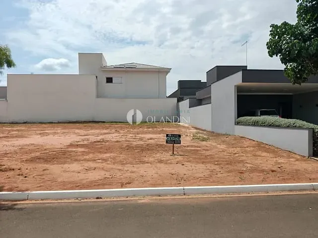 Terreno com 300m², à venda, no bairro Residencial São Luiz em Artur Nogueira