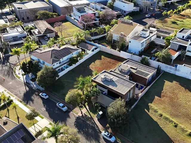 Terreno com 637m², à venda, no bairro Vivendas do Arvoredo em Londrina