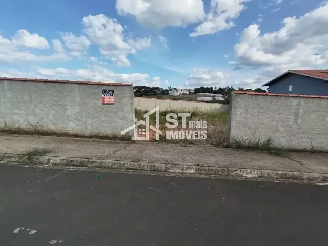 Terreno com 316m², à venda, no bairro Morada Dos Passaros em Andradas