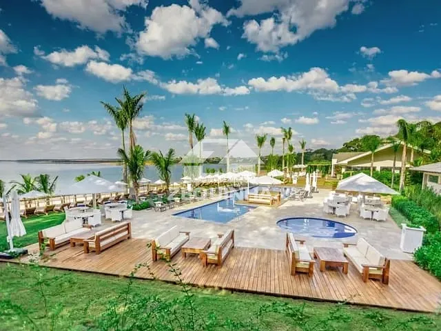 Terreno com 450m², à venda, no bairro Centro em Aguas De Santa Barbara