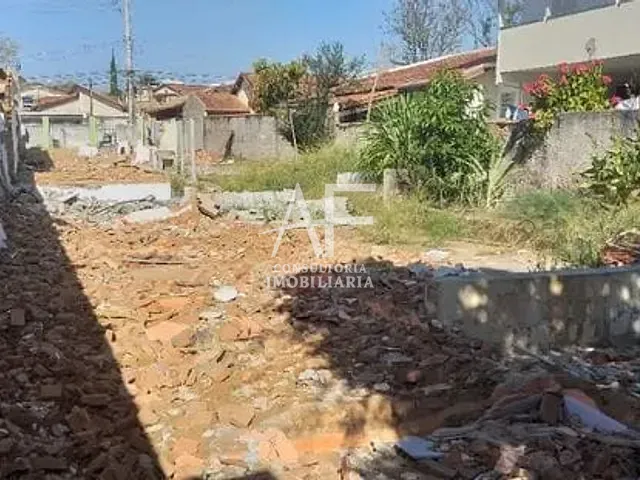 Terreno com 500m², à venda, no bairro Vila São José em Taubaté