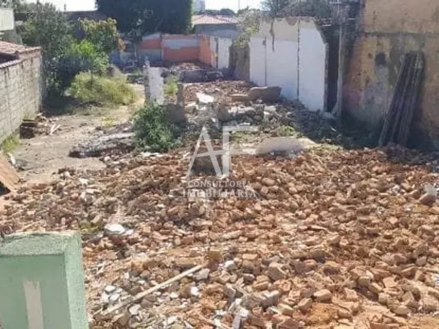 Terreno com 500m², à venda, no bairro Vila São José em Taubaté