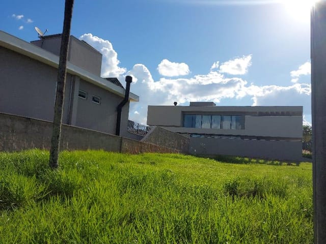 Terreno com 452m², à venda, no bairro Vila Vilas Boas em Campo Grande