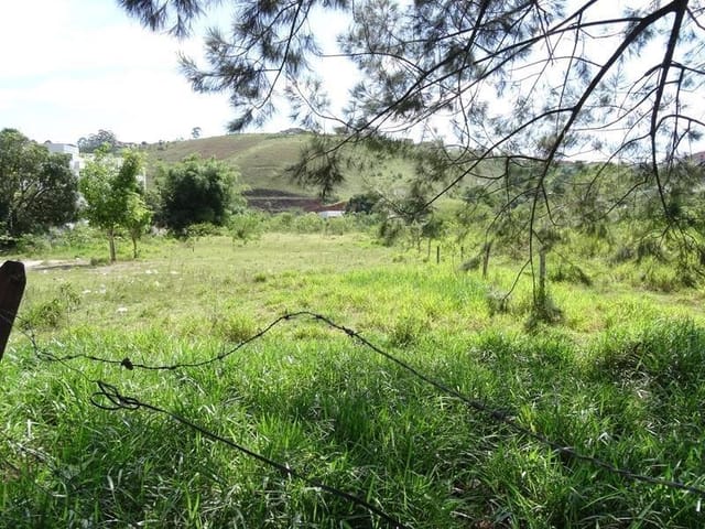 Terreno com 4378m², à venda, no bairro Santos Dumont em Juiz de Fora