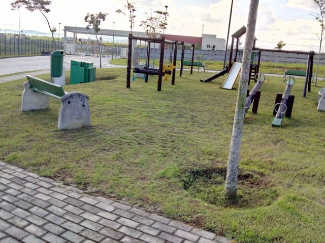 Terreno com 601m², à venda, no bairro Colinas do Paratehy em São José dos Campos