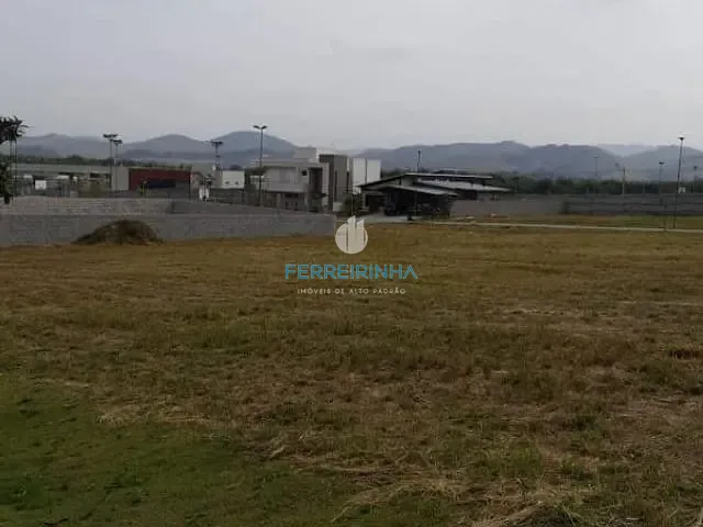 Terreno com 601m², à venda, no bairro Colinas do Paratehy em São José dos Campos