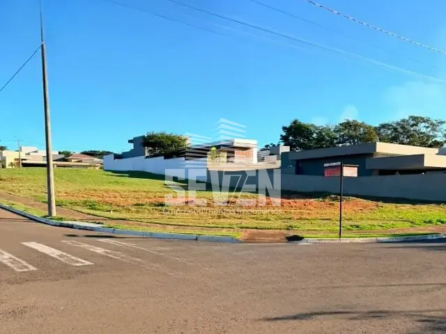 Terreno com 691m², à venda, no bairro Vila Serrão em Bauru