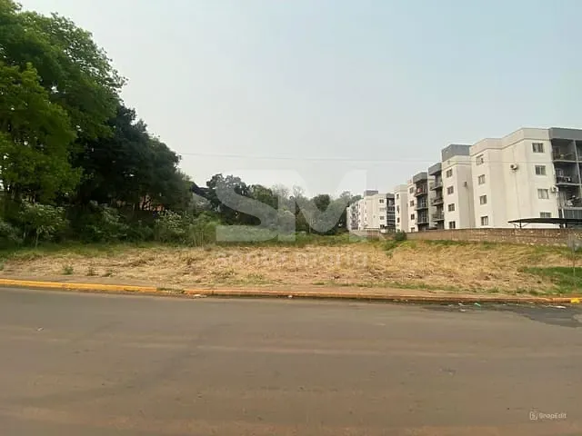 Terreno com 1225m², à venda, no bairro Pinheirinho em Chapecó