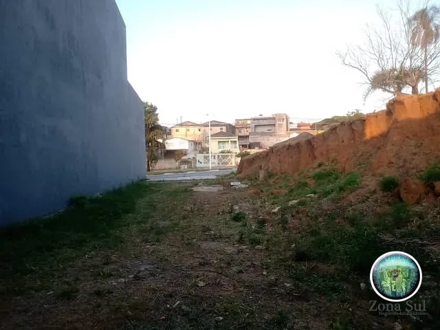 Terreno com 366m², à venda, no bairro Jardim Archila em Votorantim
