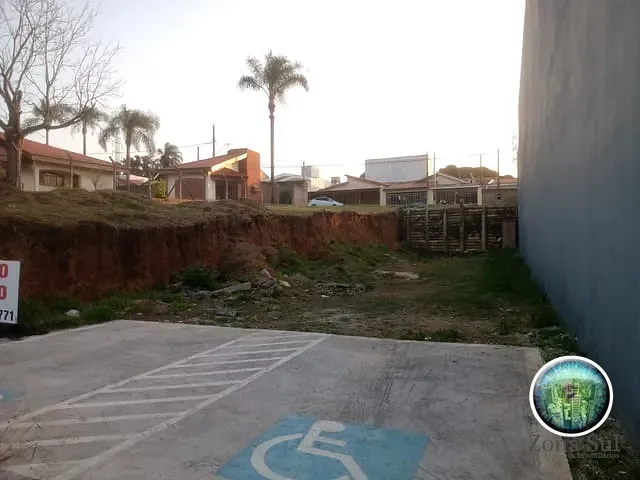 Terreno com 366m², à venda, no bairro Jardim Archila em Votorantim