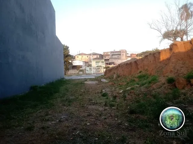 Terreno com 366m², à venda, no bairro Jardim Archila em Votorantim