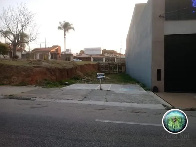 Terreno com 366m², à venda, no bairro Jardim Archila em Votorantim