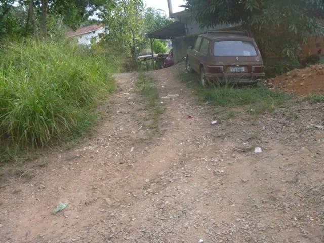 Terreno à venda, no bairro Mosela em Petrópolis