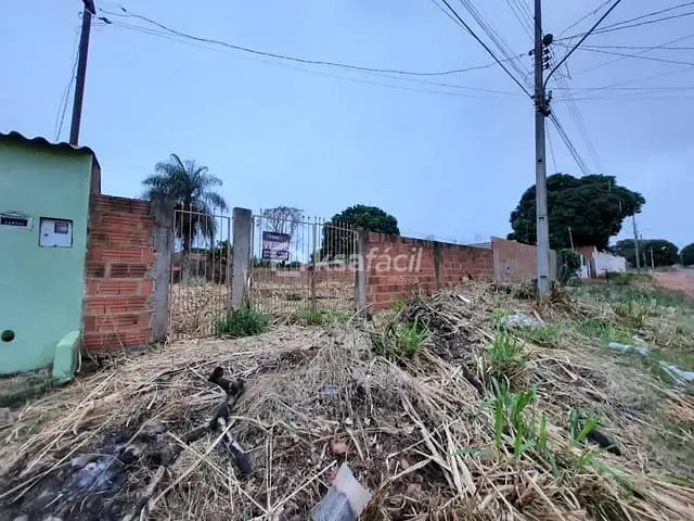 Terreno com 396m², à venda, no bairro Jardim Colúmbia em Campo Grande