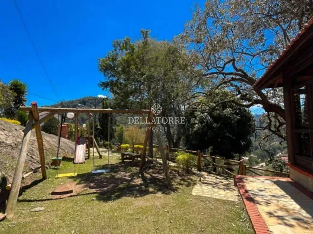 Terreno com 276m², à venda, no bairro Albuquerque em Teresópolis