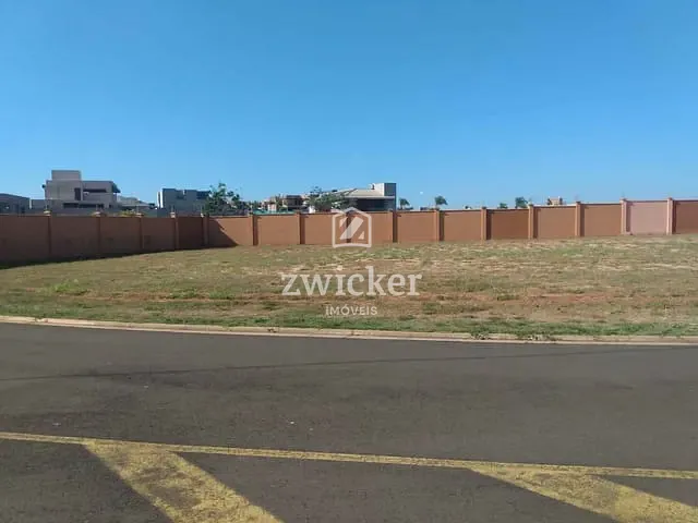 Terreno com 900m², à venda, no bairro Samambaia Parque Residencial em Bauru