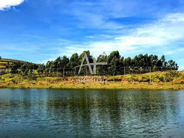 Terreno com 743m², à venda, no bairro Campos do Conde em Taubaté