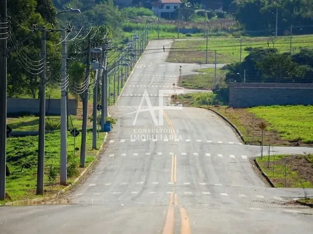 Terreno com 743m², à venda, no bairro Campos do Conde em Taubaté