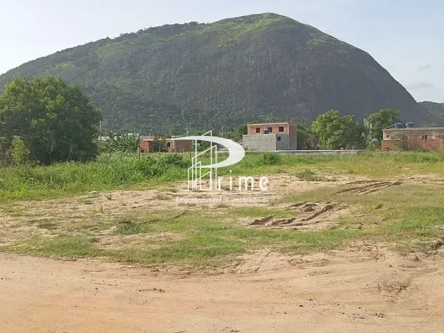 Terreno com 438m², à venda, no bairro Itaipuaçu em Maricá