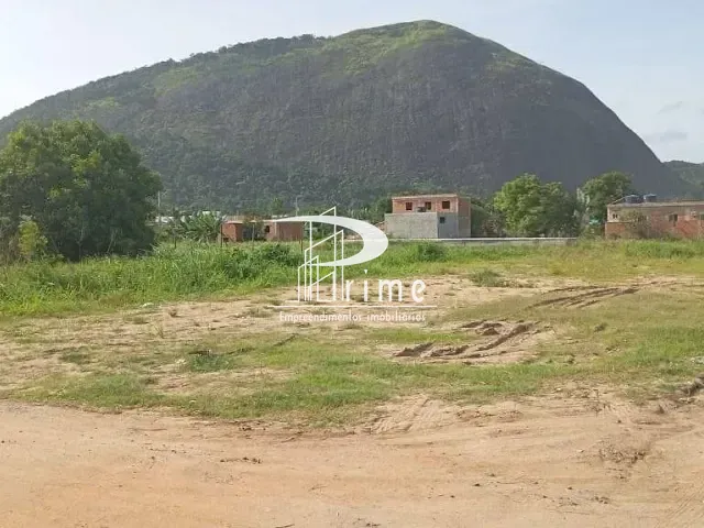 Terreno com 438m², à venda, no bairro Itaipuaçu em Maricá