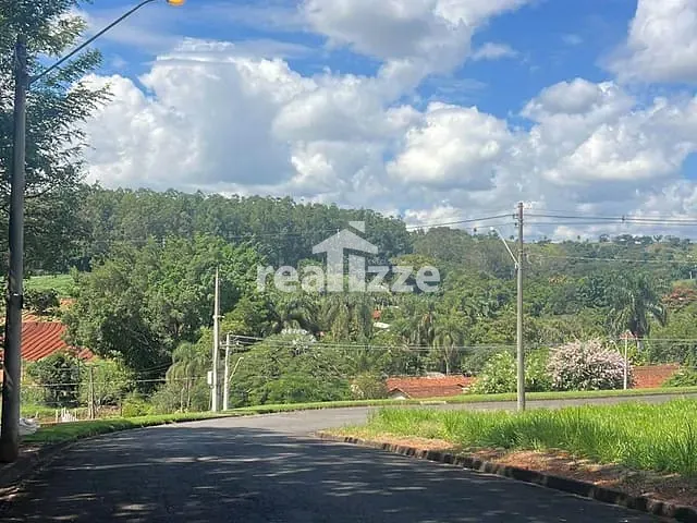 Terreno com 1000m², à venda, no bairro São Jorge I em Itapira