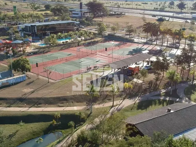 Terreno com 450m², à venda, no bairro Residencial Lago Sul em Bauru