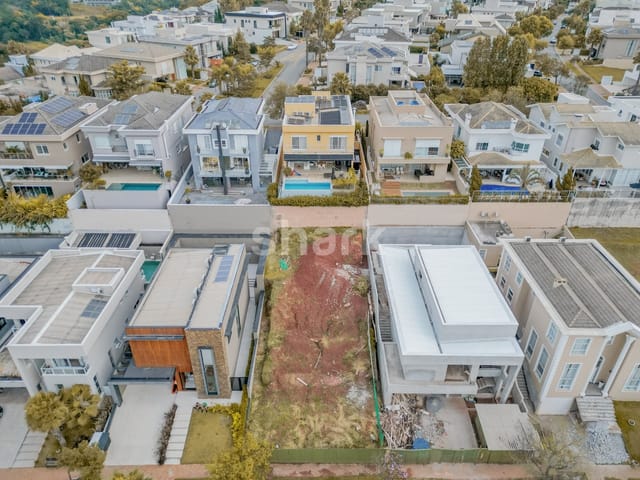 Terreno com 420m², à venda, no bairro Alphaville em Santana de Parnaíba