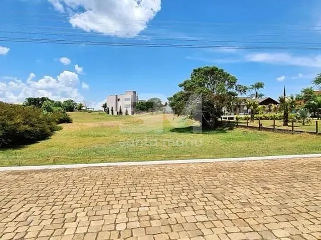 Terreno com 1884m², à venda, no bairro Villagos em Chapecó