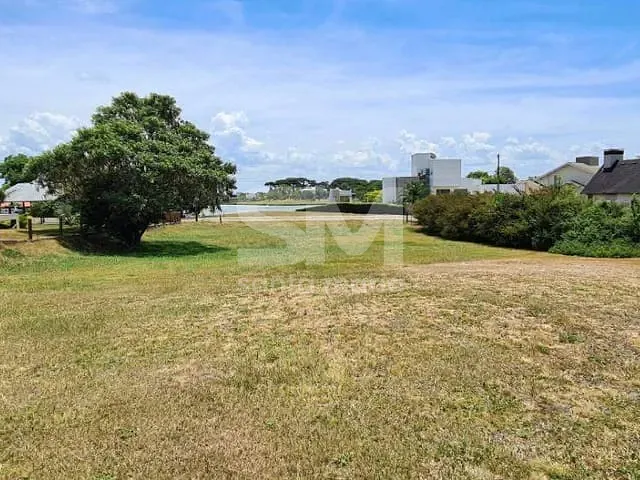 Terreno com 1884m², à venda, no bairro Villagos em Chapecó