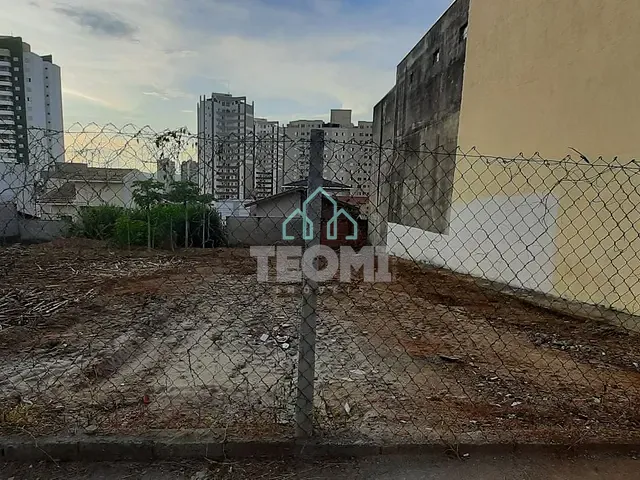 Terreno com 188m², à venda, no bairro Esplanada Independência em Taubaté