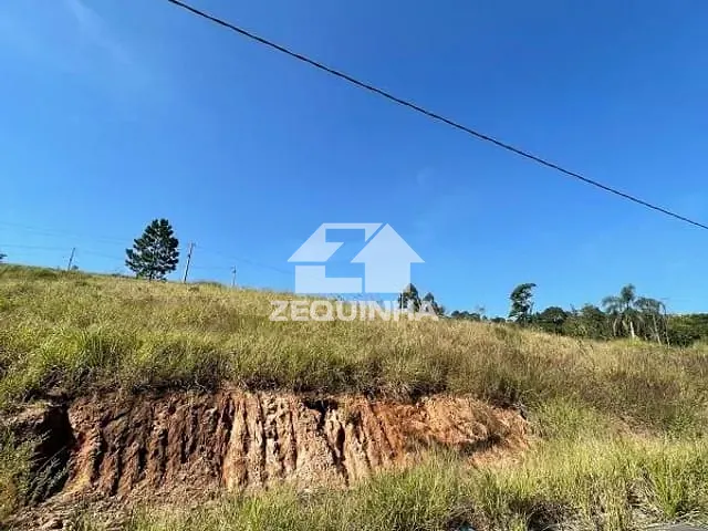 Terreno com 307m², à venda, no bairro Residencial Altos de Campo Lim em Campo Limpo Paulista