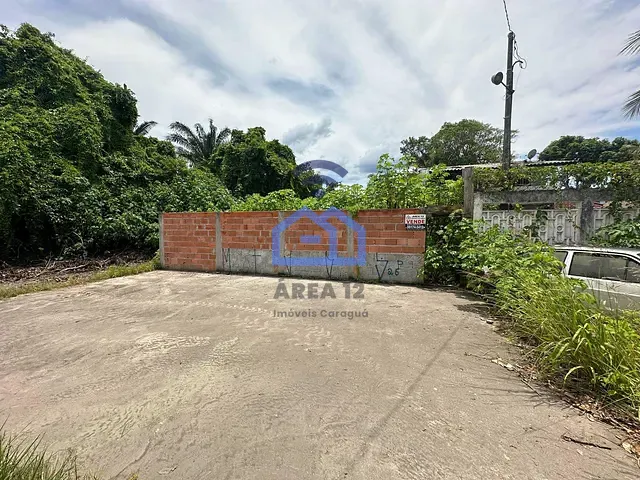 Terreno com 500m², à venda, no bairro Praia das Palmeiras em Caraguatatuba