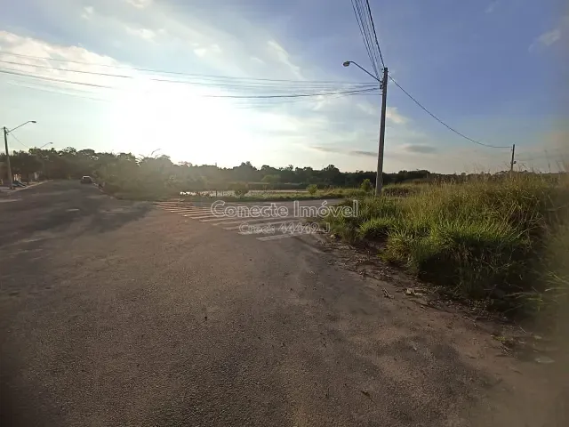 Terreno com 313m², à venda, no bairro Recanto dos Lagos em Jaguariúna
