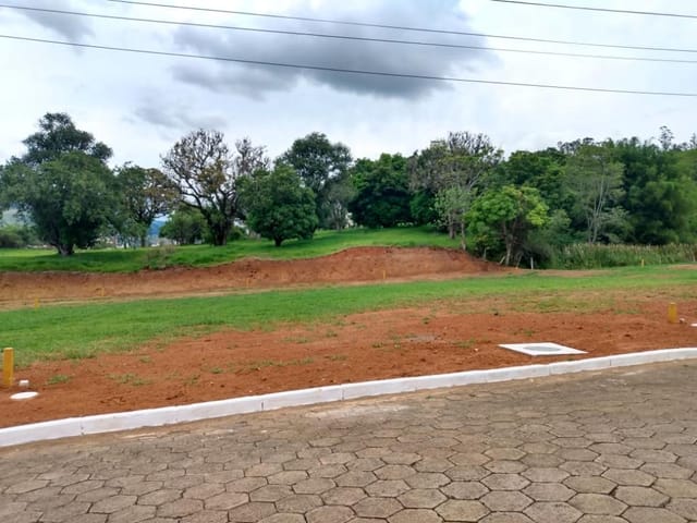 Foto do Terreno - Terreno à venda 456.02M², Pinheirinho, Itajubá - MG | MOHALLEM e LOPES CORRETAGEM E ADMINISTRACAO DE IMOVEIS LTDA