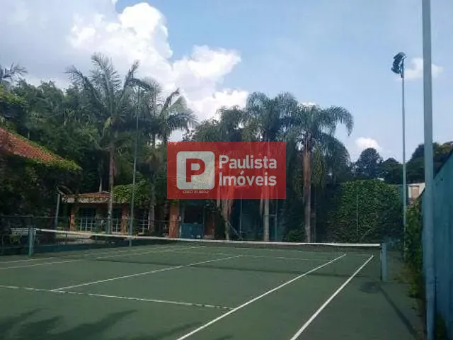 Terreno com 561m², à venda, no bairro Interlagos em São Paulo