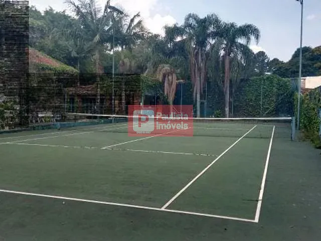 Terreno com 561m², à venda, no bairro Interlagos em São Paulo