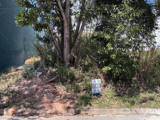 Terreno com 200m², à venda, no bairro Jardim Vitória em Macaé