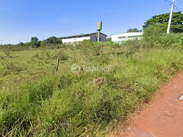 Terreno com 2845m², à venda, no bairro Jardim Colúmbia em Campo Grande
