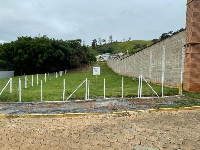 Foto do anúncio: Terreno à Venda em Pinheirinho, Itajubá MG
