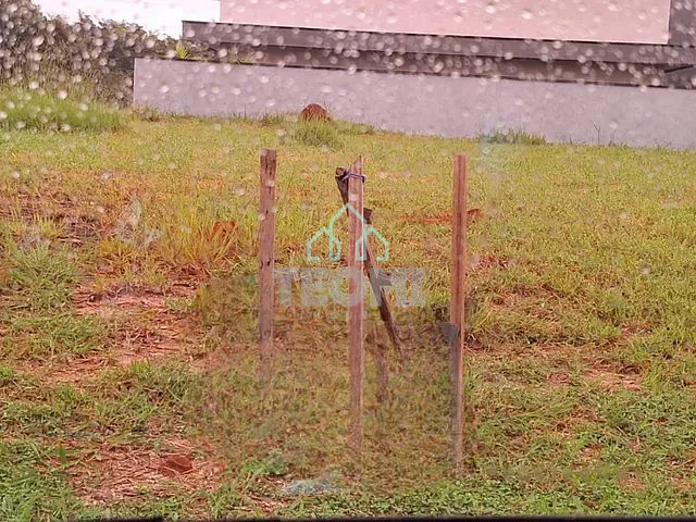 Terreno com 350m², à venda, no bairro Jardim Santa Tereza em Taubaté