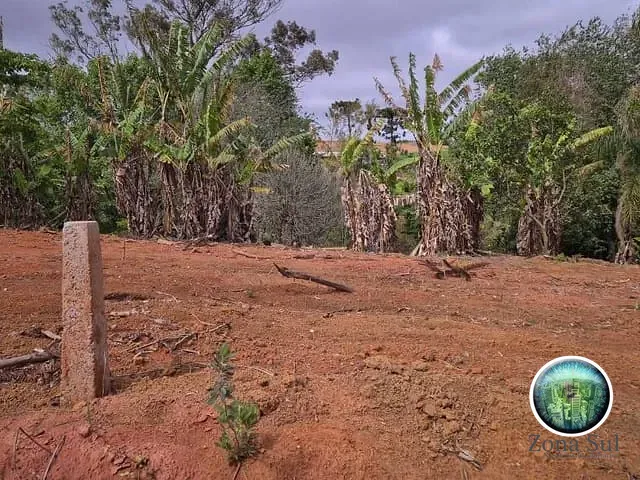 Terreno com 1000m², à venda, no bairro Ortizes em Piedade