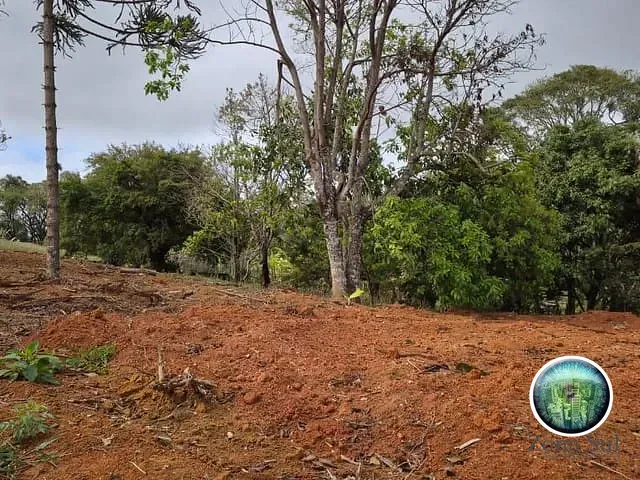 Terreno com 1000m², à venda, no bairro Ortizes em Piedade