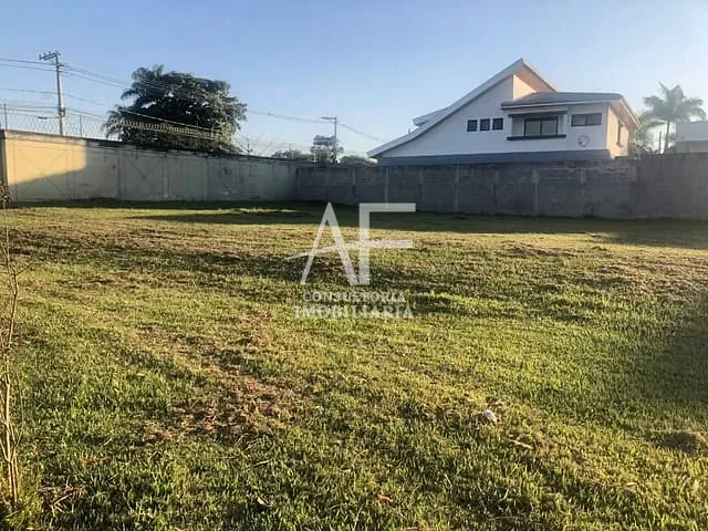 Terreno com 531m², à venda, no bairro Quiririm em Taubaté