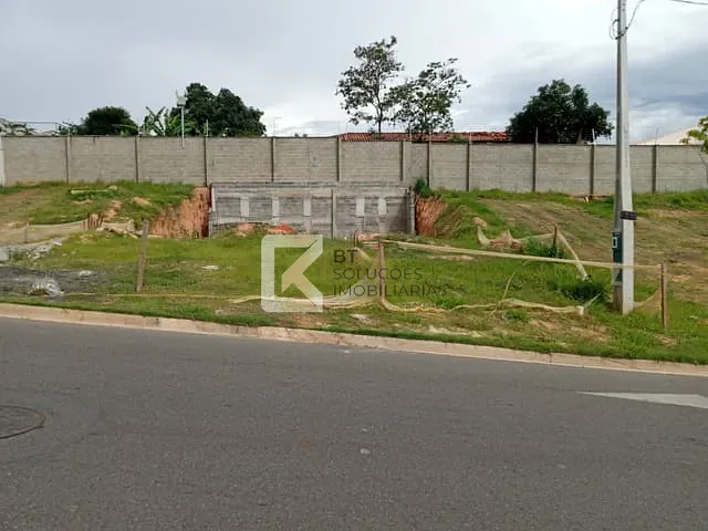 Terreno com 300m², à venda, no bairro Colinas de Indaiatuba em Indaiatuba